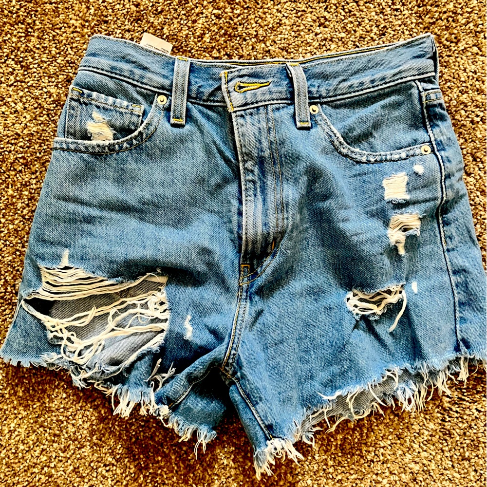 Levi’s High Waisted Mom Shorts